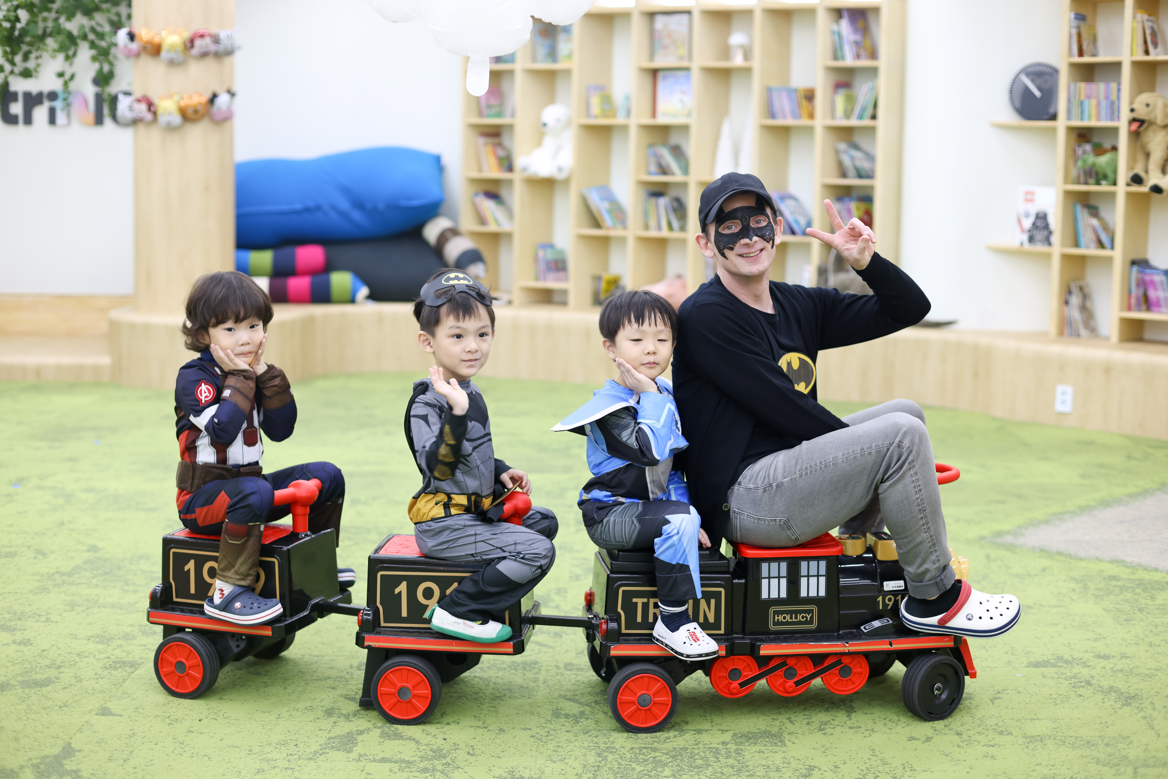 트리니엘 종일반 점심 식사 및 영어 원서 독서 시간